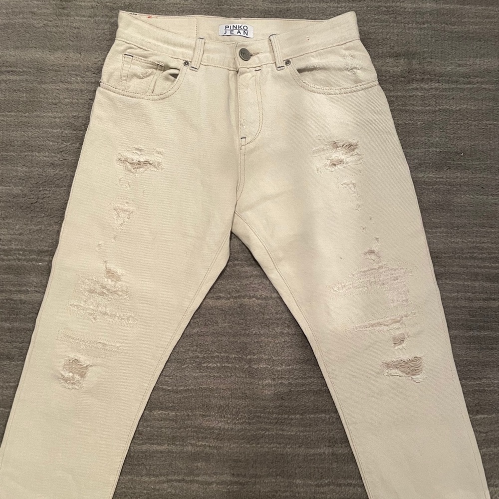 Never worn Pinko high-waisted, ripped white jeans